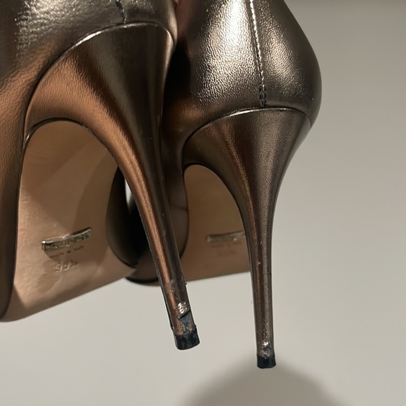 Authentic Gucci metallic crystal logo pumps - Picture 9 of 9